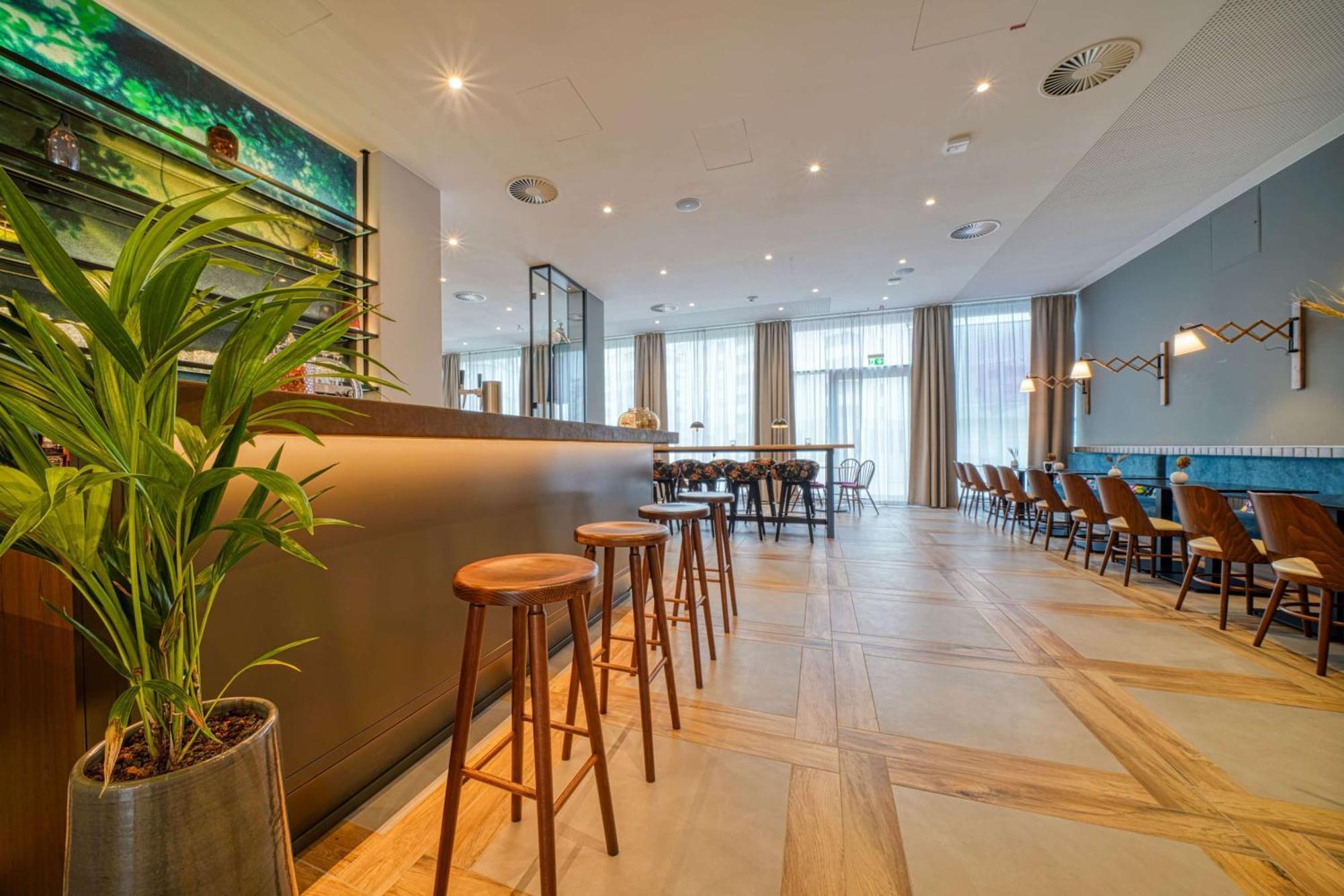 Vienna House Easy By Wyndham Freiburg City Kültér fotó